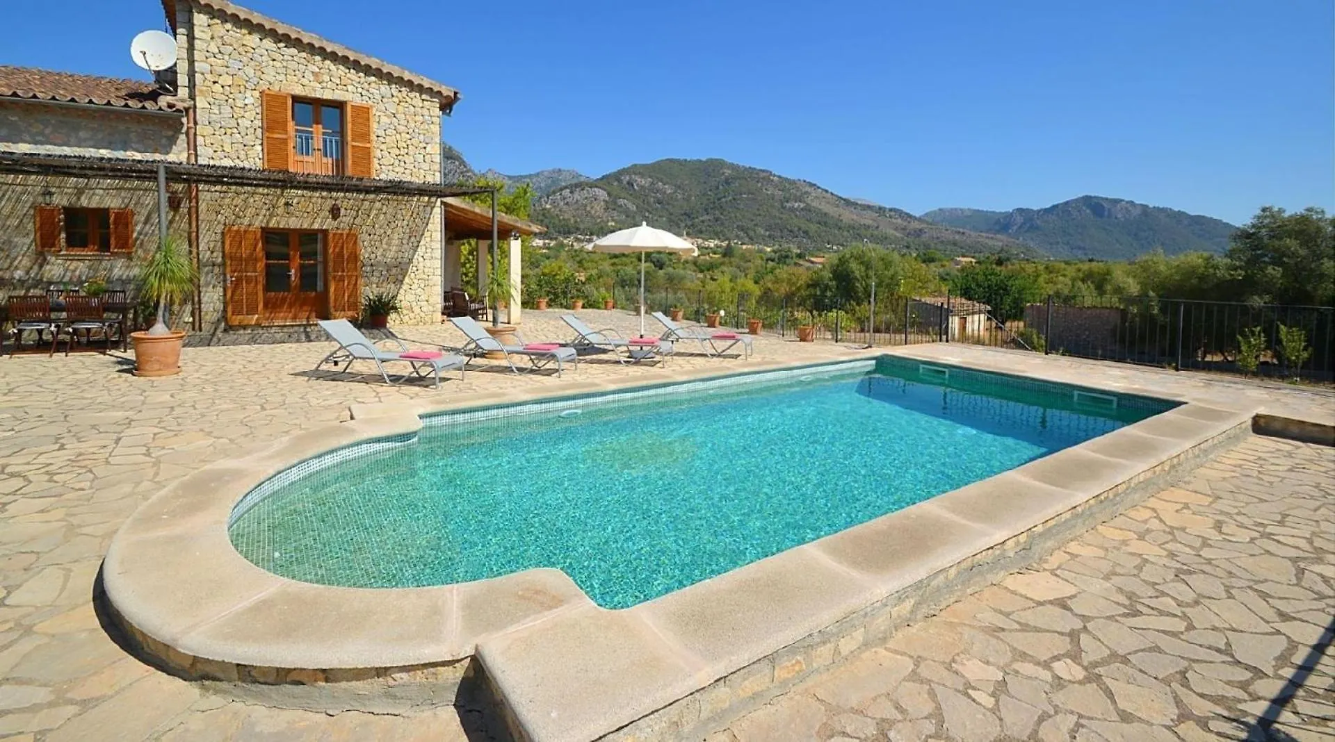 Ferienhaus In Selva Mit Gepflegtem Garten 0*, Selva (Mallorca)